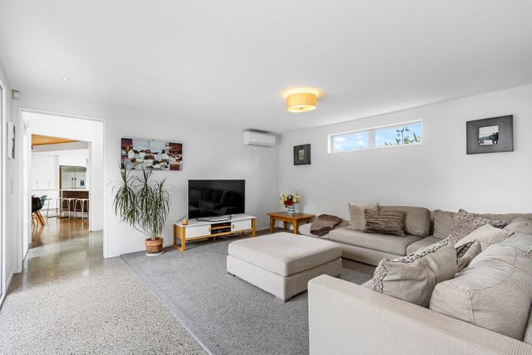 Photo of property in 21a Guildford Street, Burnside, Christchurch, 8053