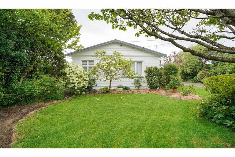 Photo of property in 102 Ross Street, Grasmere, Invercargill, 9810