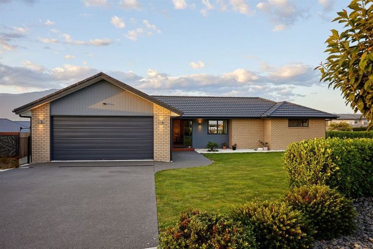 Photo of property in 37 Miromiro Drive, Kaikoura, 7300