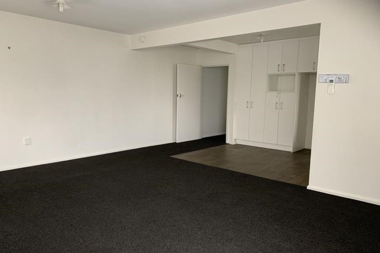 Photo of property in 1/534 Barbadoes Street, Edgeware, Christchurch, 8013