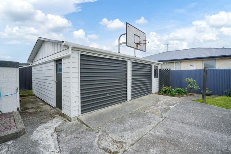 Photo of property in 42 Joseph Street, Waverley, Invercargill, 9810