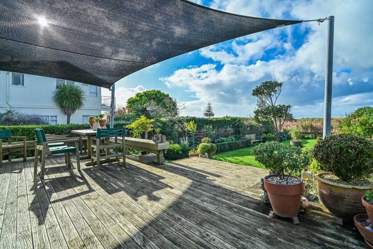 Photo of property in 96 Harper Road, Waimarama, Havelock North, 4294