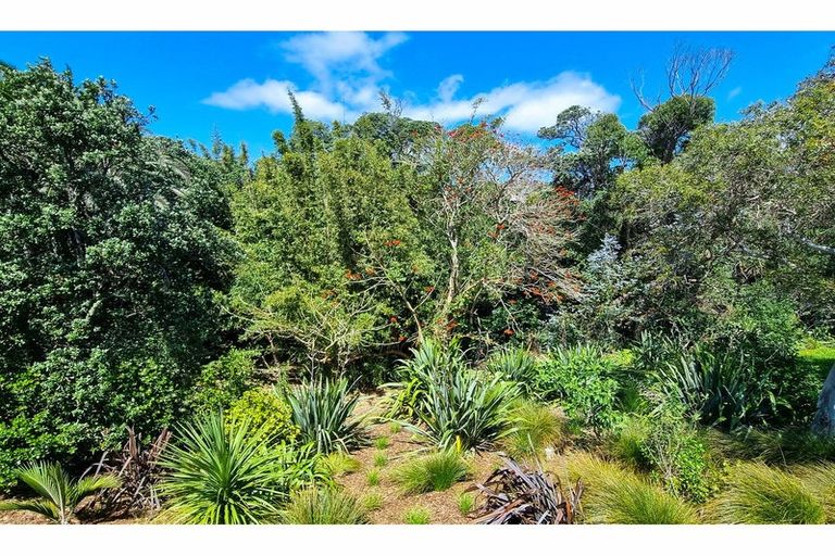Photo of property in 57 Hauraki Road, Leigh, Warkworth, 0985