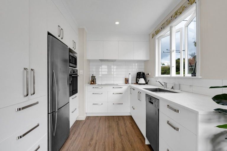 Photo of property in 3/87 Brougham Street, New Plymouth, 4310