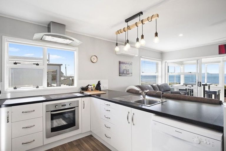 Photo of property in 875 East Coast Road, Kaiaua, Pokeno, 2473