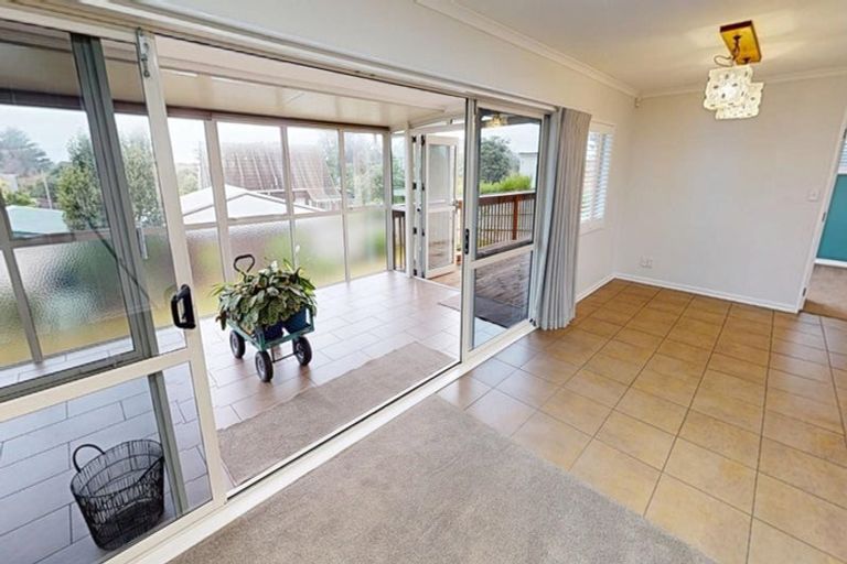Photo of property in 3 Norna Grove, Waikawa Beach, Levin, 5573