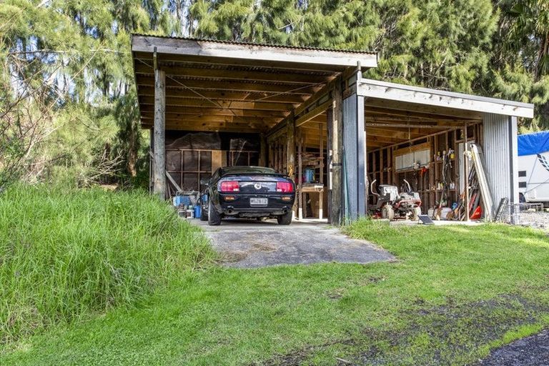 Photo of property in 1812 Kaipara Coast Highway, Kaukapakapa, 0984