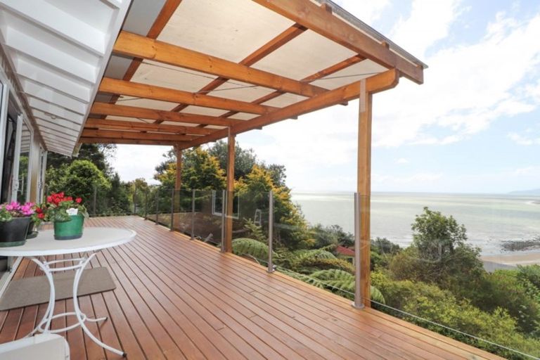 Photo of property in 19 Adams Road, Thornton Bay, Thames, 3575