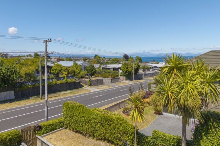 Photo of property in 60 Taharepa Road, Hilltop, Taupo, 3330