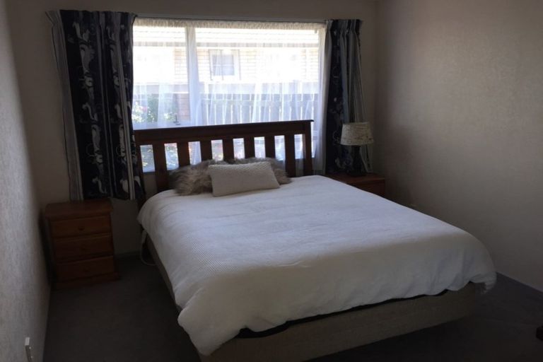 Photo of property in 1/9 Cassidy Place, Belfast, Christchurch, 8051