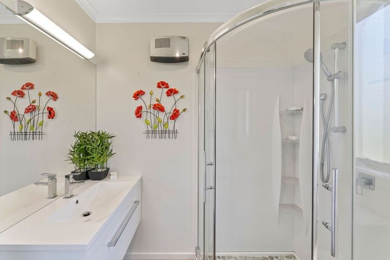 Photo of property in 25 Wanderers Avenue, Brightwater, 7022