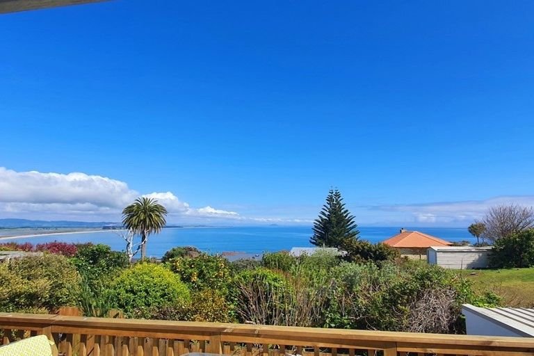 Photo of property in 12 Williams Crescent, Maketu, Te Puke, 3189