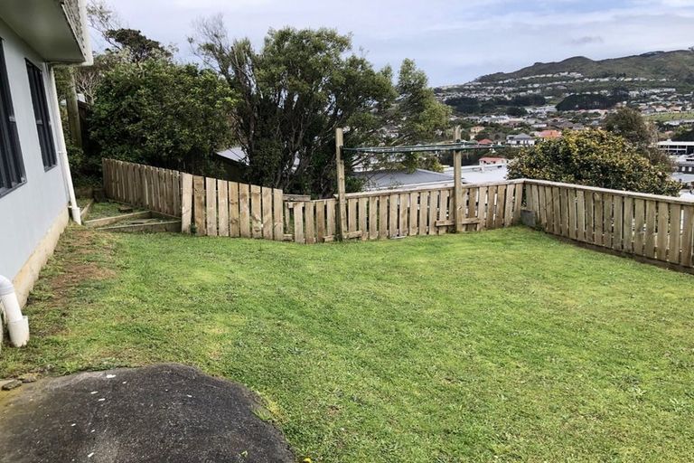 Photo of property in 6 Sheridan Terrace, Johnsonville, Wellington, 6037