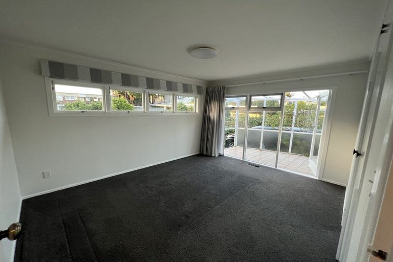 Photo of property in 192 Hurstmere Road, Takapuna, Auckland, 0622
