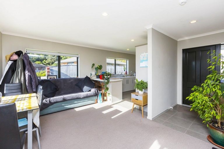 Photo of property in 4 Beaufort Close, Kingsley Heights, Upper Hutt, 5018