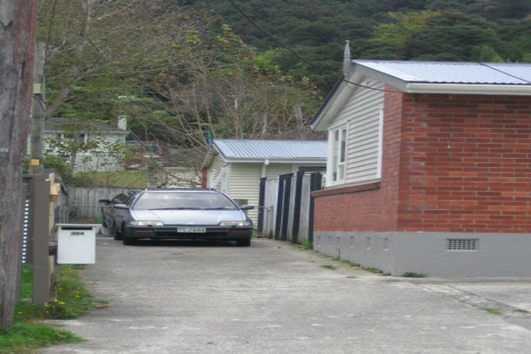 Photo of property in 304 George Street, Stokes Valley, Lower Hutt, 5019