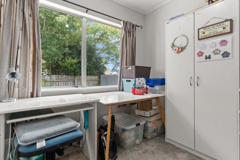 Photo of property in 4 Baillie Crescent, Carterton, 5713