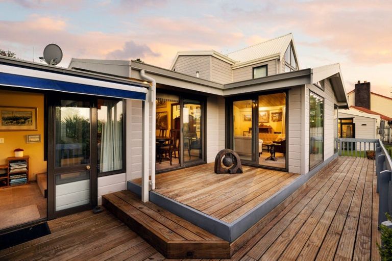 Photo of property in 14 Silva Crescent, Riverlea, Hamilton, 3216