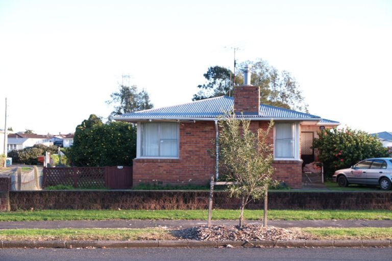 Photo of property in 76 Tennessee Avenue, Mangere East, Auckland, 2024