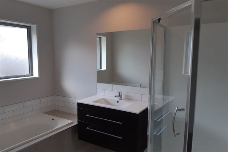 Photo of property in 3 Bradwell Crescent, Halswell, Christchurch, 8025