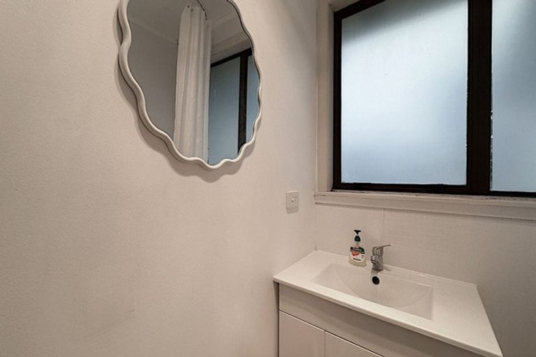 Photo of property in 16 Goodwin Street, Tirau, 3410