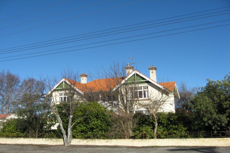 Photo of property in 142 Park Street, Winton, 9720