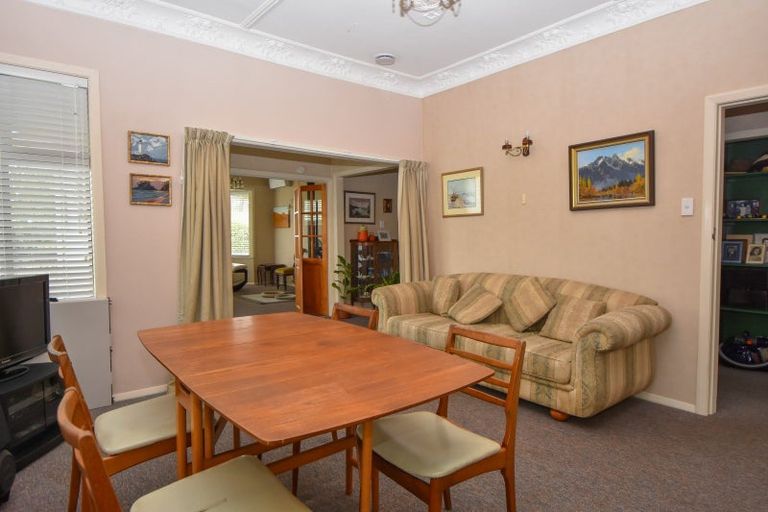 Photo of property in 22 Philip Street, Carterton, 5713