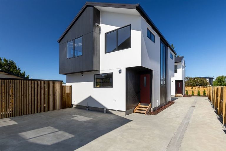 Photo of property in 86c Olliviers Road, Phillipstown, Christchurch, 8011