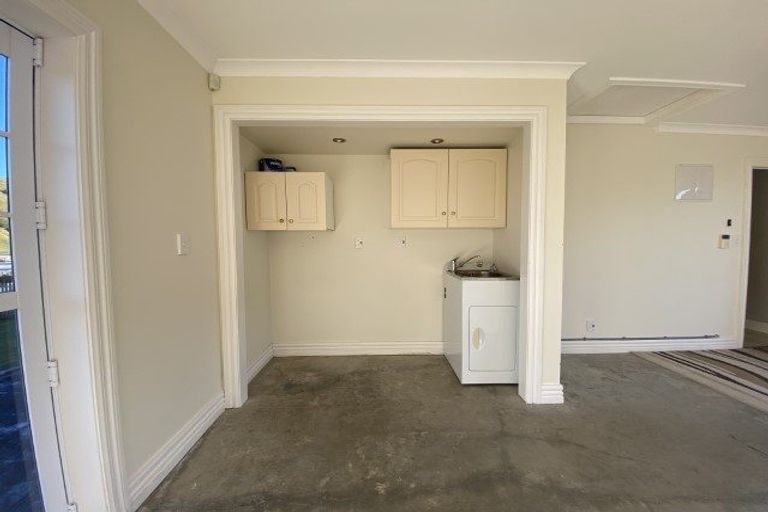 Photo of property in 18 Mauldeth Terrace, Churton Park, Wellington, 6037
