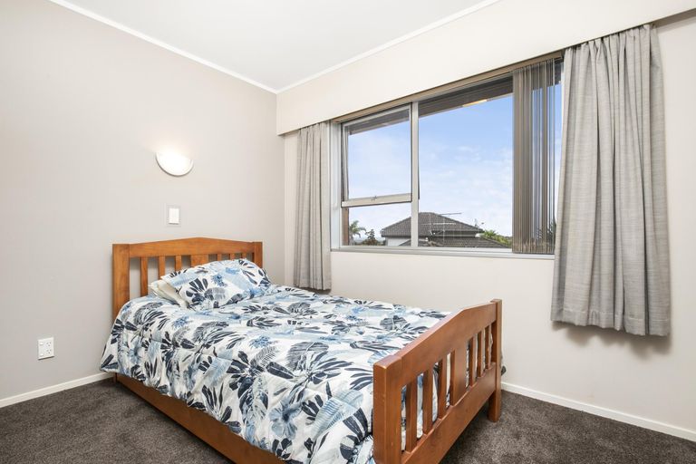 Photo of property in 22b Wairere Road, The Gardens, Auckland, 2105