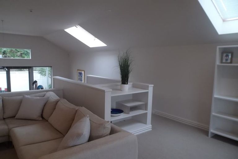 Photo of property in 153c Grant Road, Thorndon, Wellington, 6011