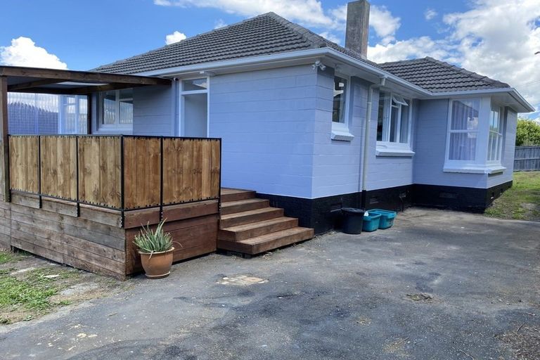 Photo of property in 2 Tainui Street, Meremere, Mercer, 2474