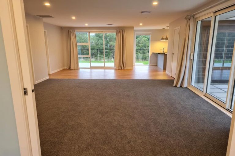 Photo of property in 12 Topsail Way, Whitby, Porirua, 5024