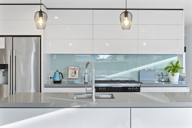 Photo of property in 74 Penetaka Heights, Pyes Pa, Tauranga, 3112