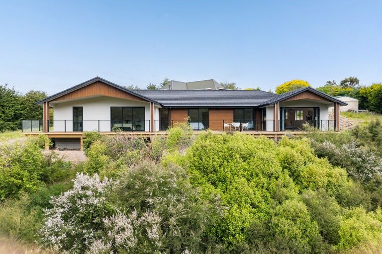 Photo of property in 17 Freyberg Road, Fairfield, Dunedin, 9018