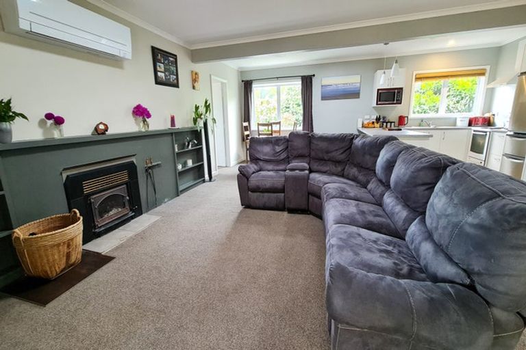 Photo of property in 30 Meihana Street, Takaka, 7110