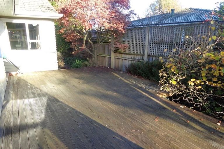 Photo of property in 7a Memorial Avenue, Ilam, Christchurch, 8053