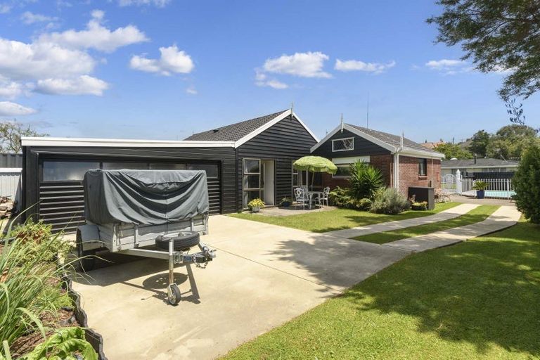 Photo of property in 28 Shelley Street, Otumoetai, Tauranga, 3110