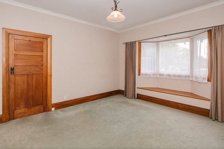 Photo of property in 15 Manson Street, Terrace End, Palmerston North, 4410
