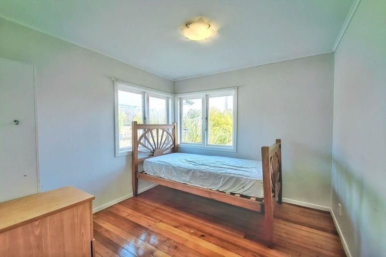 Photo of property in 7 Wilsher Crescent, Henderson, Auckland, 0612