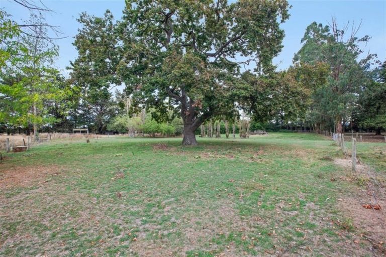 Photo of property in 261 Oxford Road, Fernside, Rangiora, 7471