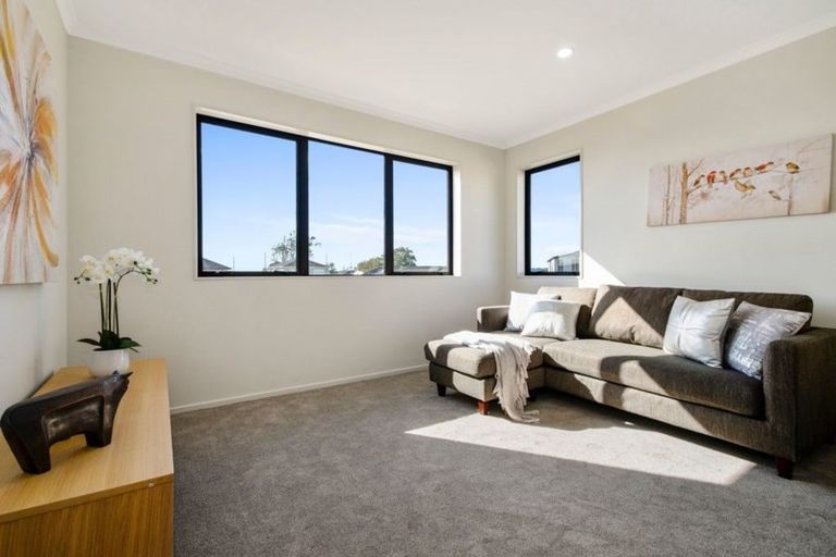 Photo of property in 4 Te Aramanu Crescent, Papakura, 2110