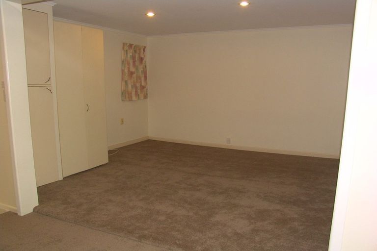 Photo of property in 44 Brandon Road, Glen Eden, Auckland, 0602