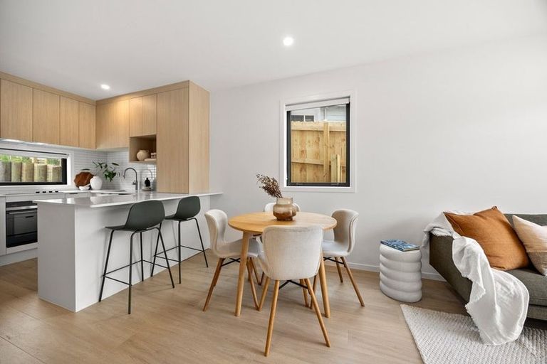 Photo of property in 30e Flaxdale Street, Birkdale, Auckland, 0626