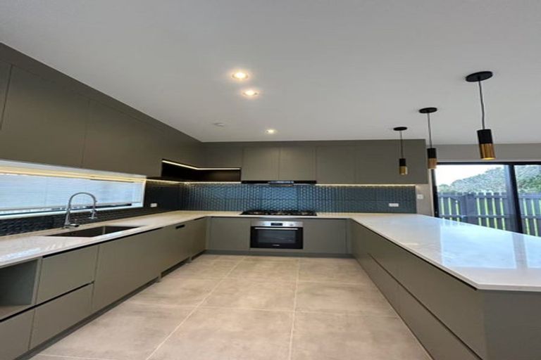 Photo of property in 7a Daytona Road, Henderson, Auckland, 0610