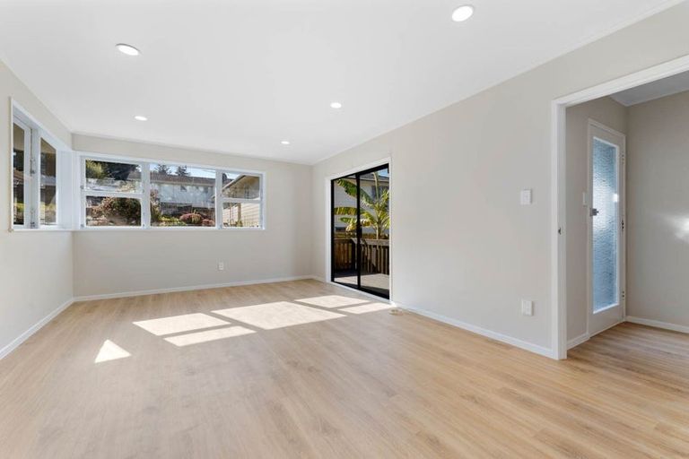 Photo of property in 76 Salamanca Road, Sunnynook, Auckland, 0620