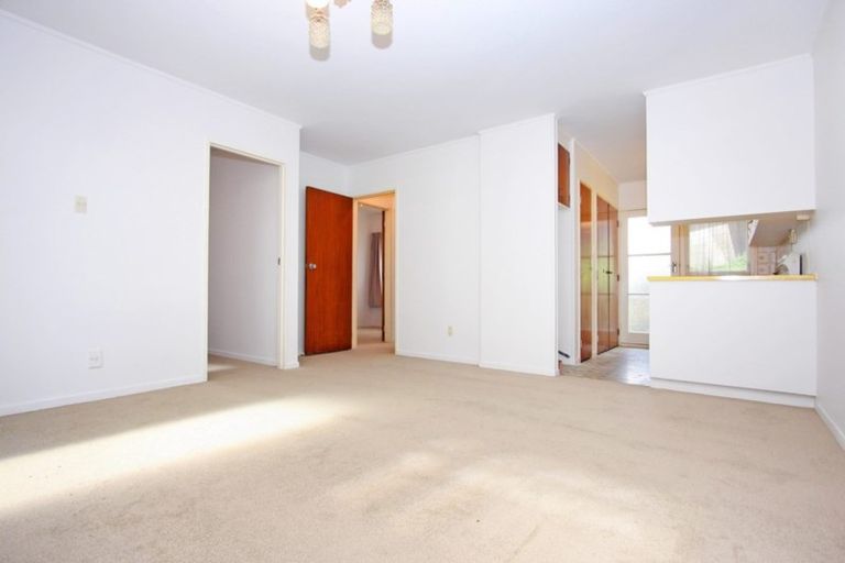 Photo of property in 2/61 High Street, Otahuhu, Auckland, 1062