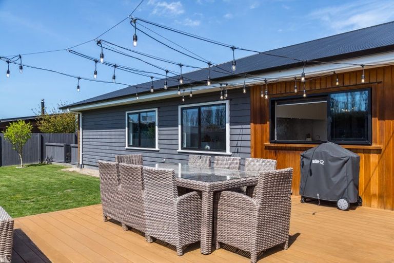 Photo of property in 12 Prendiville Lane, Greytown, 5712