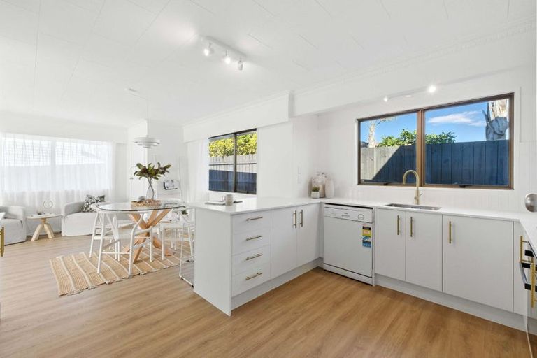 Photo of property in 1152b Papamoa Beach Road, Papamoa Beach, Papamoa, 3118