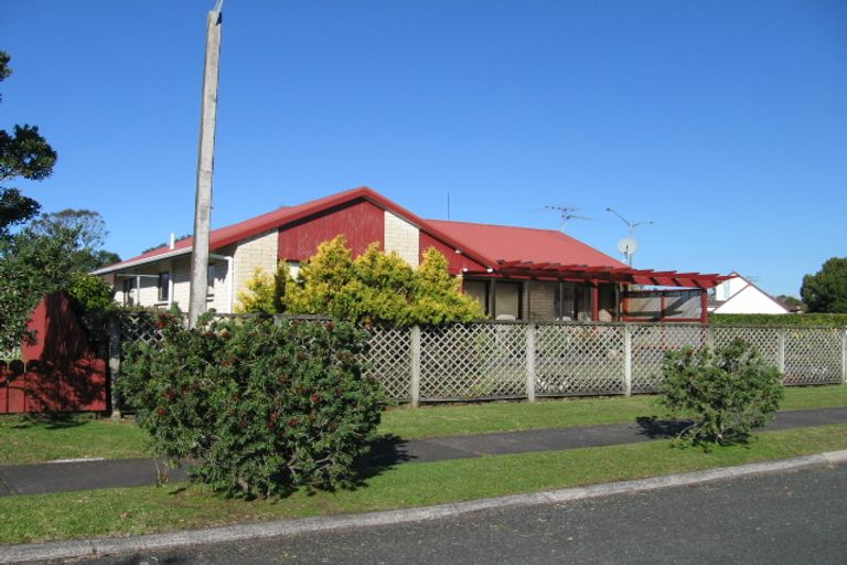Photo of property in 4a Crampton Court, Orewa, 0931
